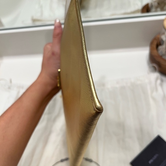 Prada gold clutch bag - Picture 16 of 16